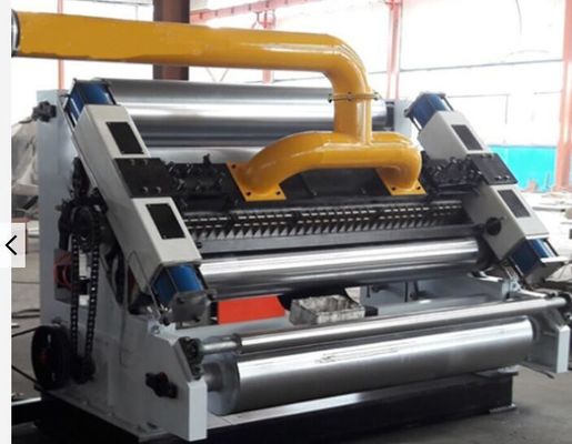 Maszyna z tektury falistej o grubości 2000 mm, wytwarzająca 4500 kg