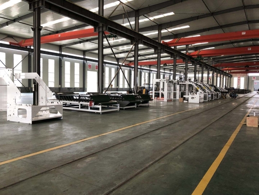 1300 mm Maszyna do laminowania fletów z laminowaniem fletów z kartonami falistymi